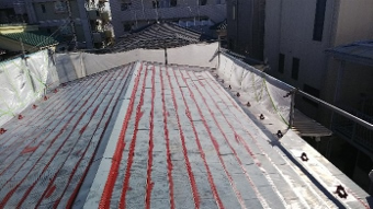 相模原市　屋根塗装　ガルバリウム鋼板２