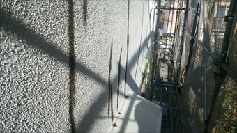 大成建設　外壁ひび割れ補修２