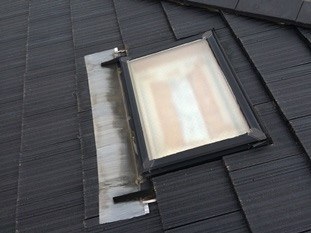 屋根改修前　天窓