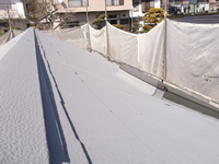 ガイナ　屋根塗装