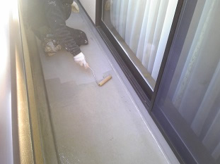 ベランダ床　保護塗装２