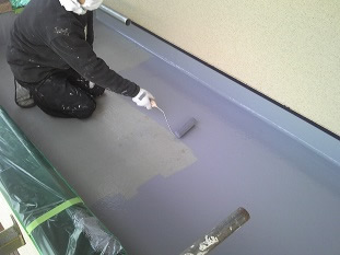 ベランダ床　保護塗装３