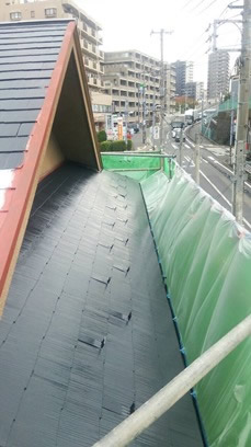 スレート瓦　屋根　シリコン塗装４