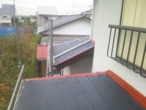 屋根塗装　スレート瓦　下塗り３
