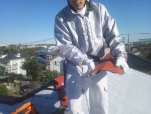 屋根　棟押さえ　調整３