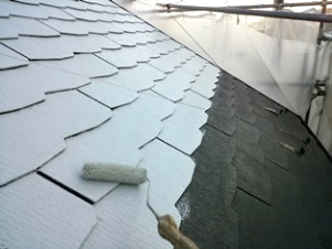 屋根塗装　シリコン下塗り