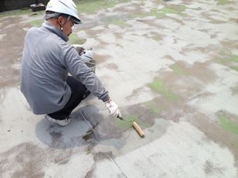 屋上　ウレタン防水　下塗り②