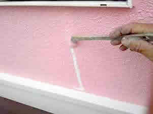外壁塗装　ひび割れ　補修