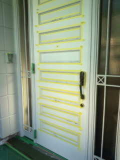 綾瀬市　外壁塗装　玄関ドア