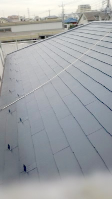 屋根塗装　中塗り２