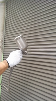 雨戸・シャッター塗装２