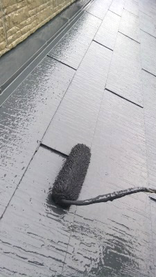 スレート瓦塗装　上塗り