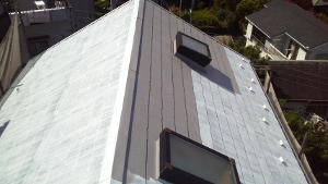 屋根スレート瓦　ガイナ塗装