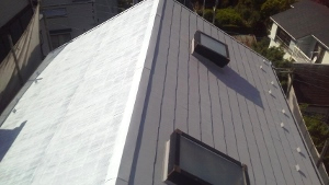 屋根スレート瓦　ガイナ塗装２